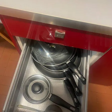 Confortevole Con Costosa Ristrutturazione In Viale Massenzio Masia Hotel