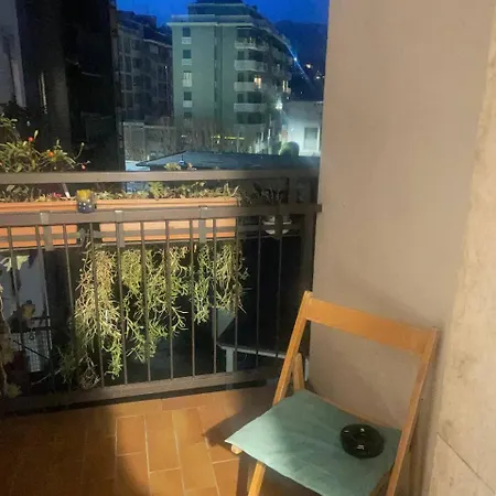 Confortevole Con Costosa Ristrutturazione In Viale Massenzio Masia Hotel