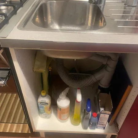 酒店 Confortevole Con Costosa Ristrutturazione In Viale Massenzio Masia *