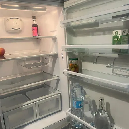 酒店 Confortevole Con Costosa Ristrutturazione In Viale Massenzio Masia 科莫