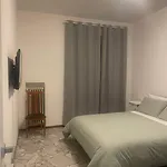 Confortevole Con Costosa Ristrutturazione In Viale Massenzio Masia Hotel *
